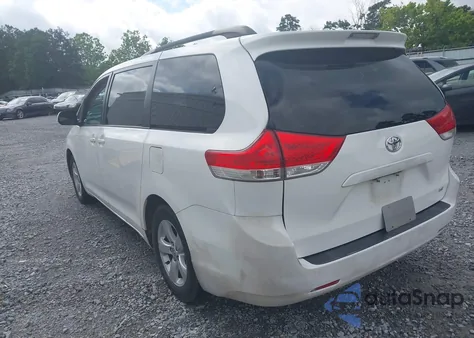 2014 Toyota Sienna Le V6 8 Passenger from USA, damaged, VIN 5TDKK3DC1ES500925